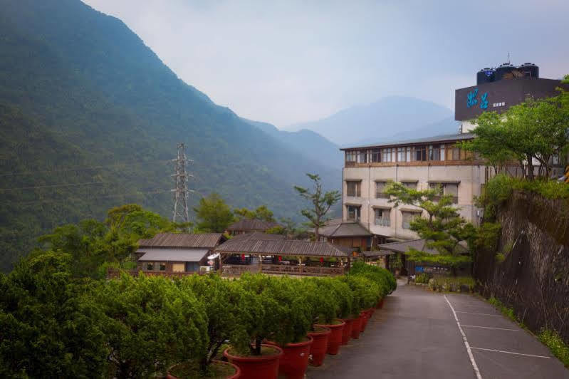 Wulai Sunglyu Hot Spring Resort Dış mekan fotoğraf